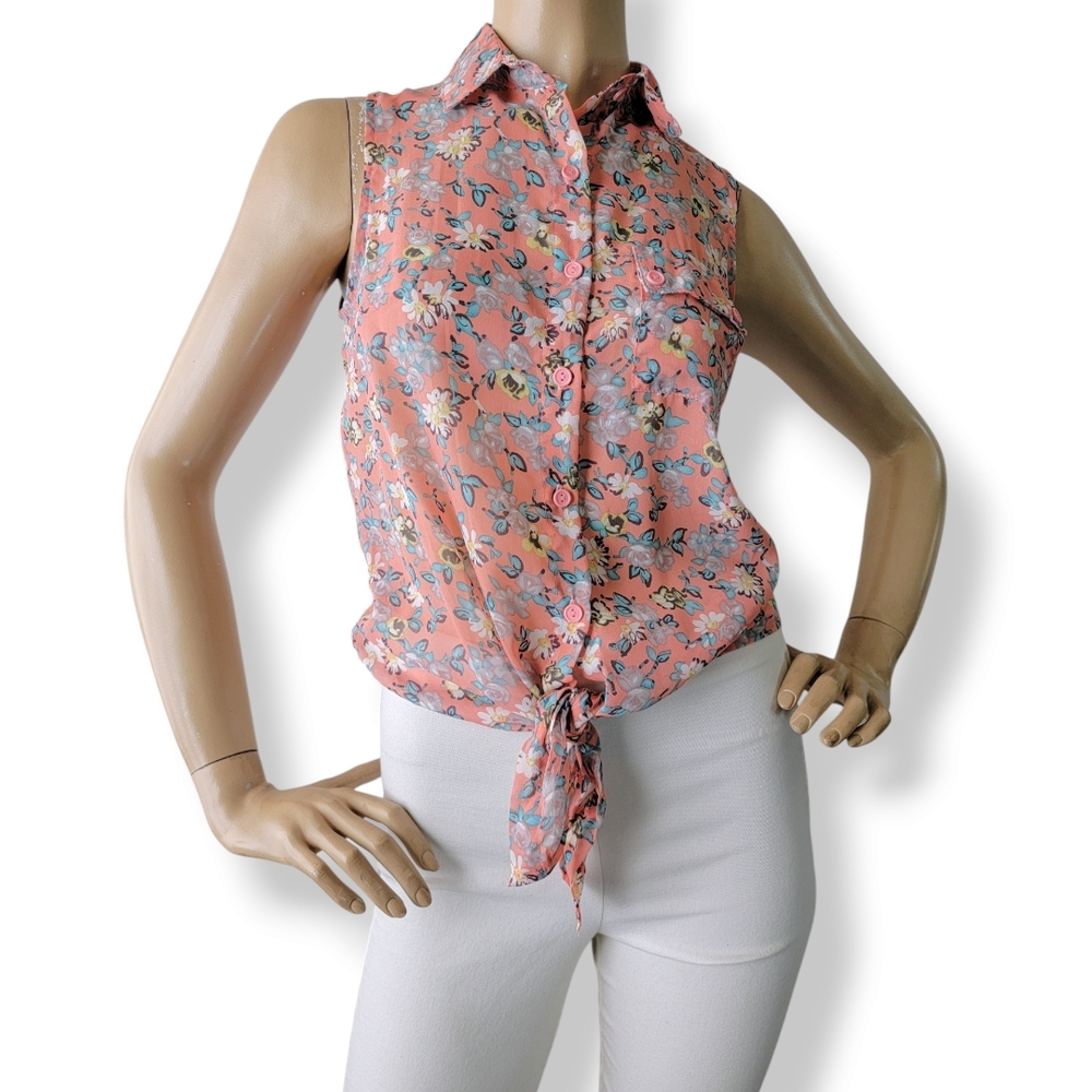TeenBell Peach Pink Button Down Collared Shirt with Tie Front Size Small
